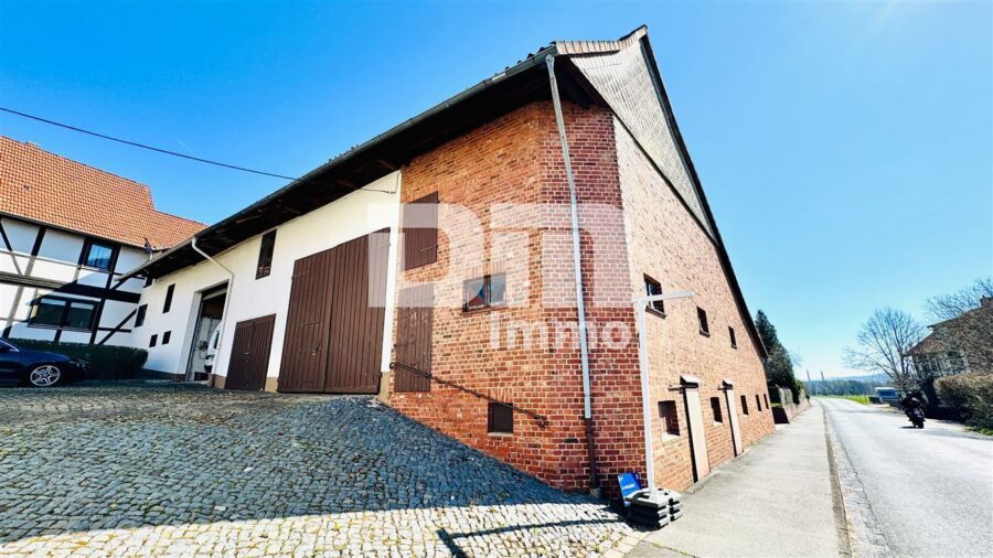 Großer Dreiseithof mit 2 bis 3 Wohneinheiten, 3 Nebengebäuden + großem Grundstück - Nebengebäude 3 / Scheunen